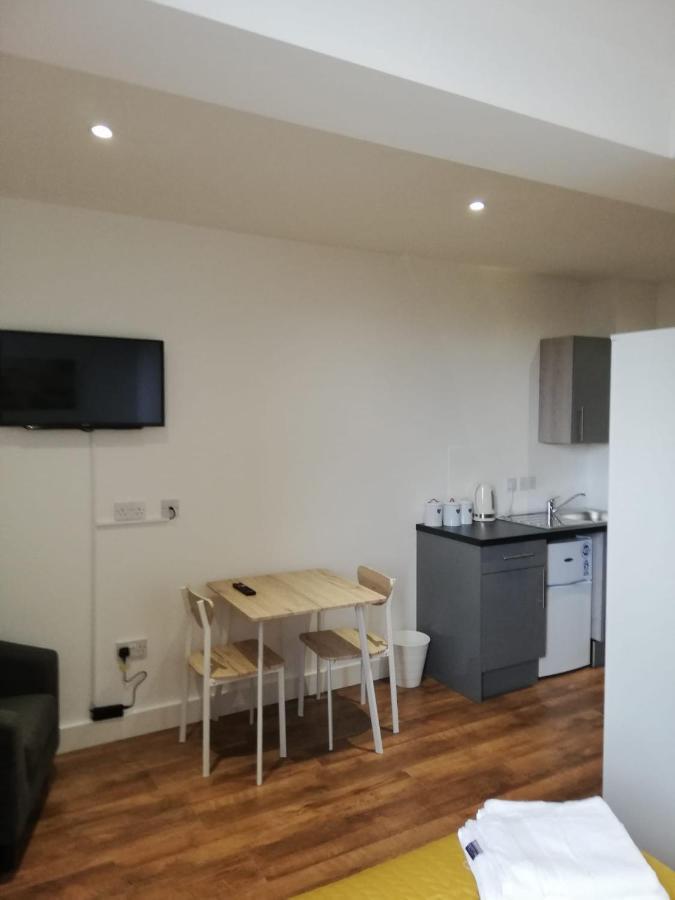 Sublime Stays Webberley Stylish Studio Stoke City Centre Exterior photo